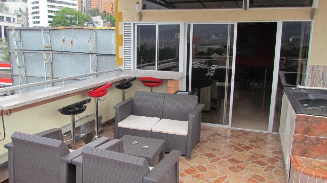Apartamentos En El Poblado เมเดยิน ภายนอก รูปภาพ